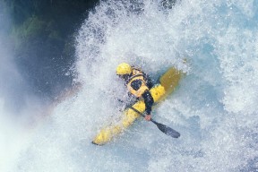 足彩网-德天空独家，南安普顿40万欧元租借拜仁门将佩雷茨，协议包含800万买断选项
