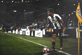 【足彩网】小波特改写篮球史册，前锋首位连续四场得分30+并命中5+三分球