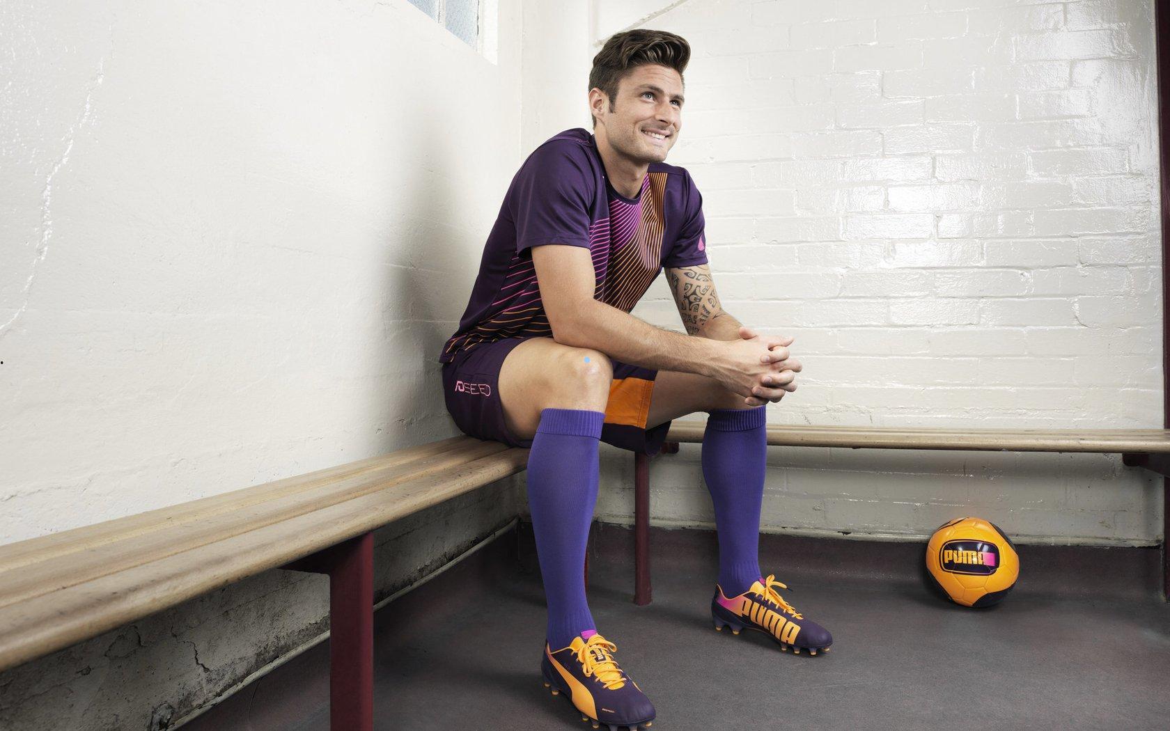 阿特金森惊叹莫布利内线统治力，犹如奥尼尔再临赛场